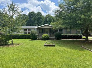 560 8th St, Statham, GA 30666