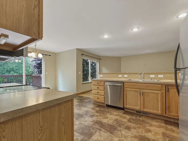 2440 Boulevard Heights Loop SE — Photo 14