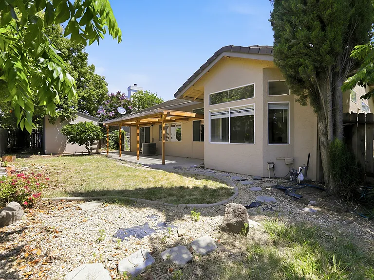 680 Canyon Creek Way — Photo 30