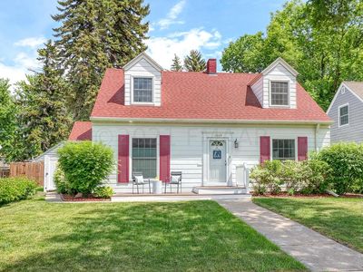 1329 2nd St N, Fargo, ND, 58102