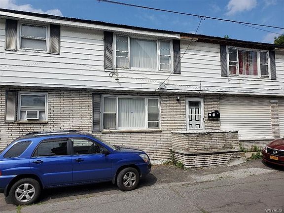 3rd image of 1112 Ferry Ave