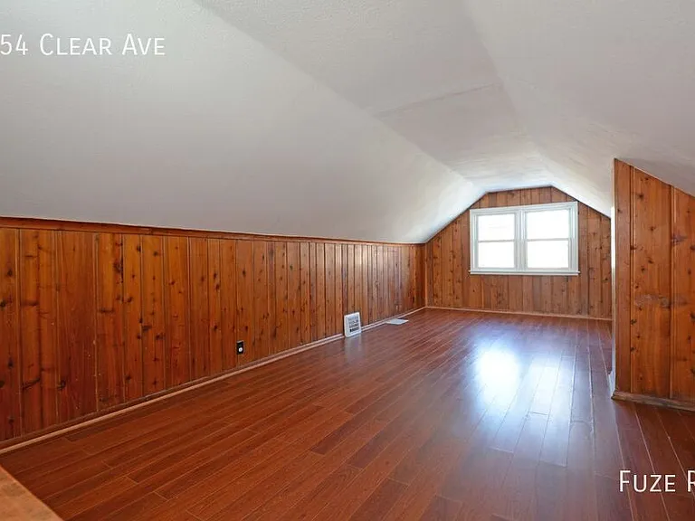 654 Clear Ave — Photo 13