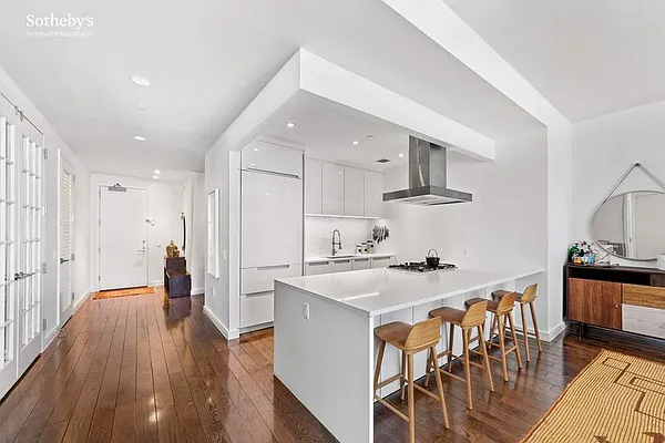 Sold by Sotheby's International Realty | media 5