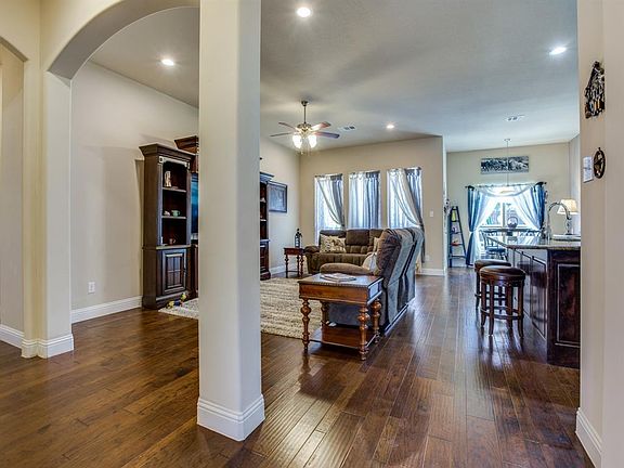 4th image of 3517 Meadowtrail Ln