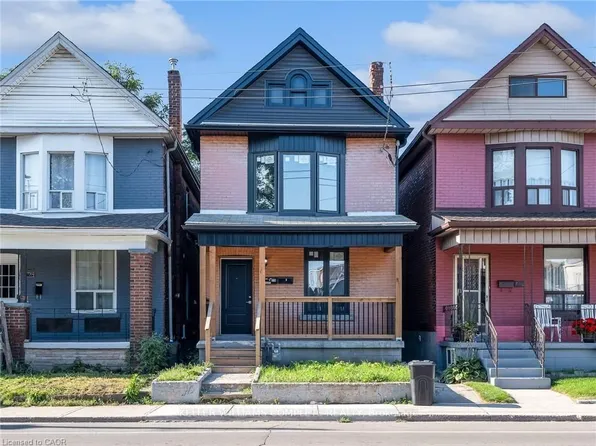 718 Cannon St E, Hamilton, ON L8L 2G9