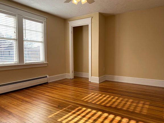 Master bedroom (2)