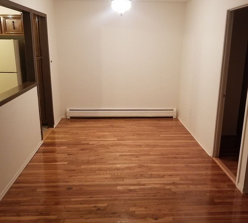 1st image of 2037 38th St #3