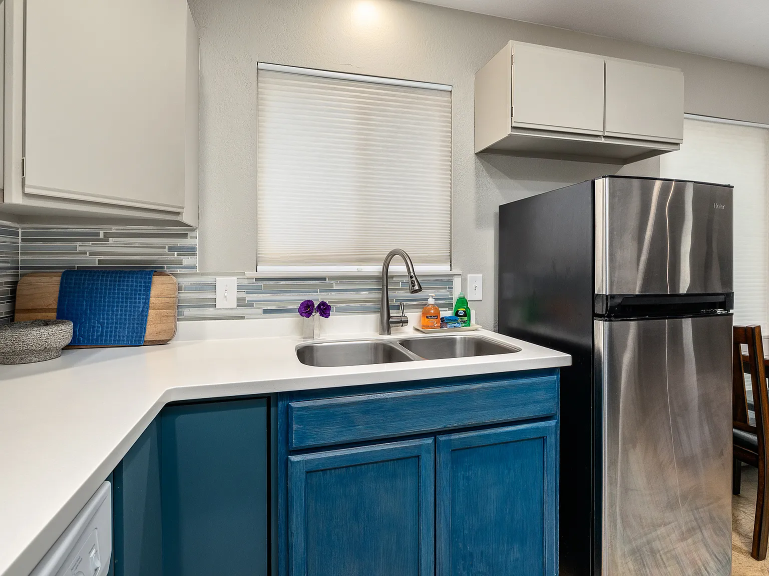 2 bed, 1200 sqft, $2,395 — Photo 4