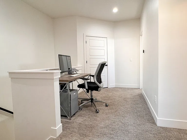 3rd floor nook for computer desk