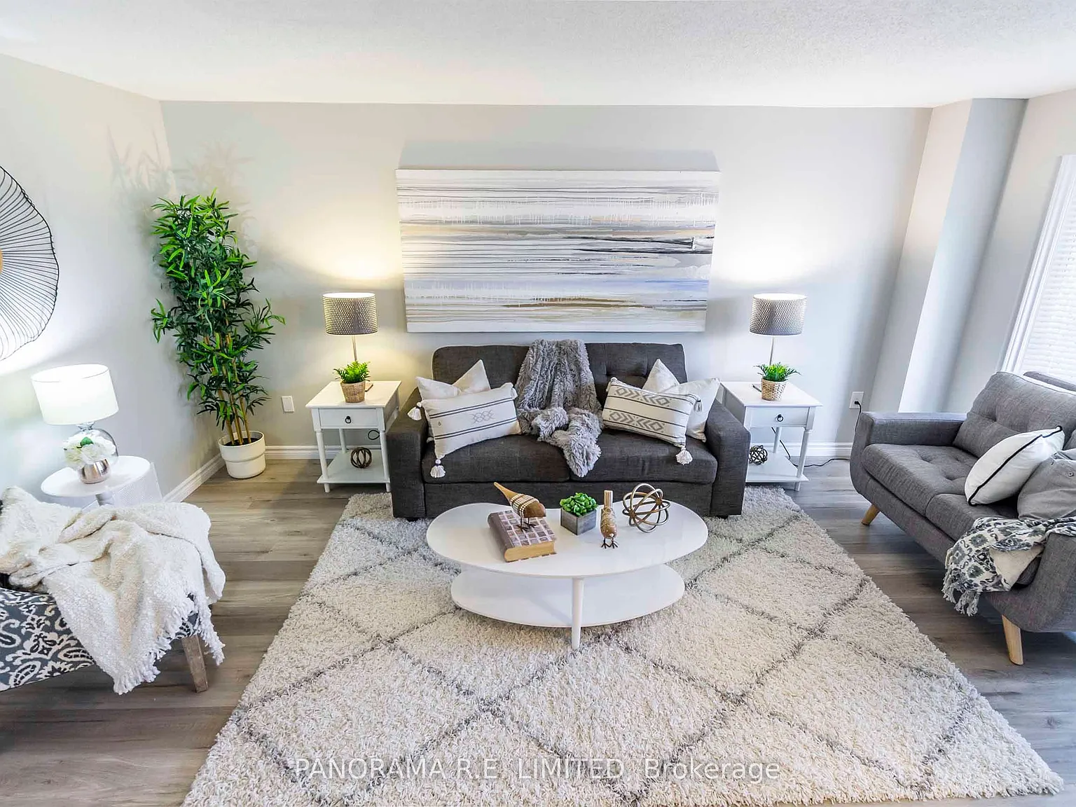3 bed, $2,700 — Photo 3