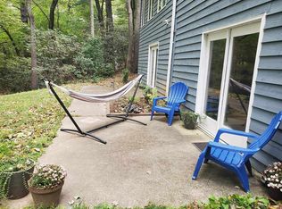 10 White Birch Dr, Mills River, NC 28759
