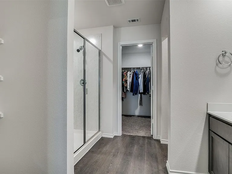 2117 Croton Ave — Photo 13