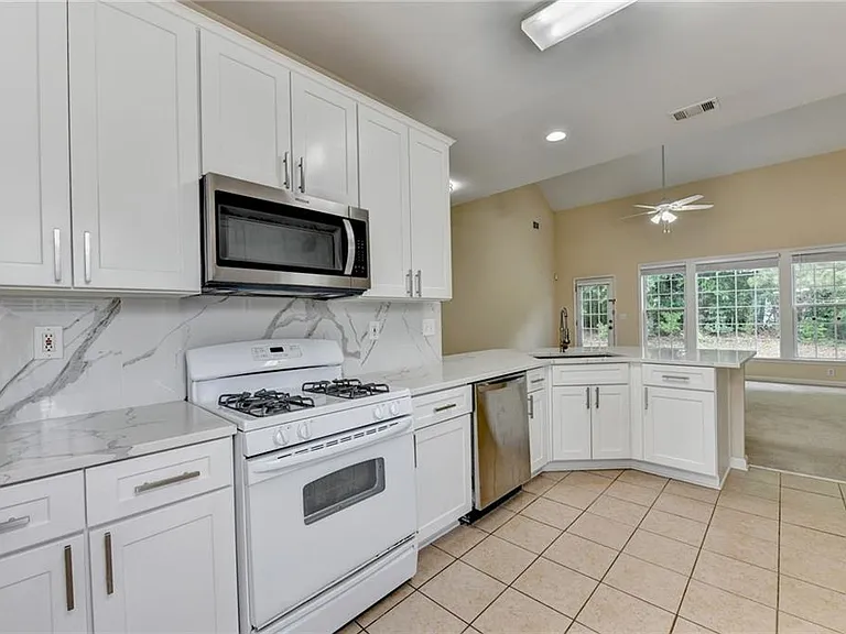 5073 Aurelia Trl — Photo 17