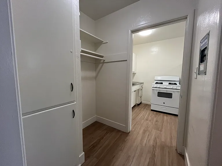 1625 O St #102 — Photo 9