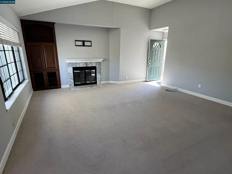 85 Tahoe Ct #201 — Photo 2