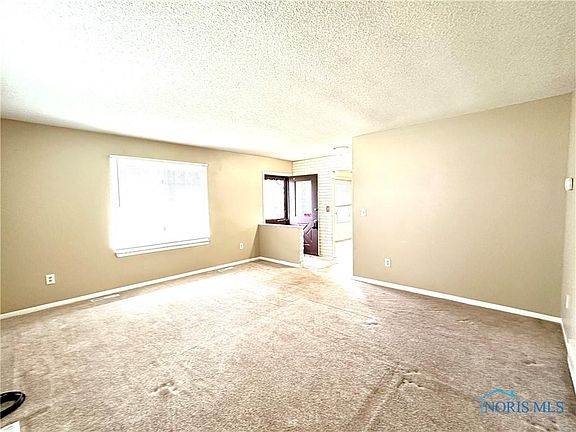 5th image of 5737 Fryer Ave