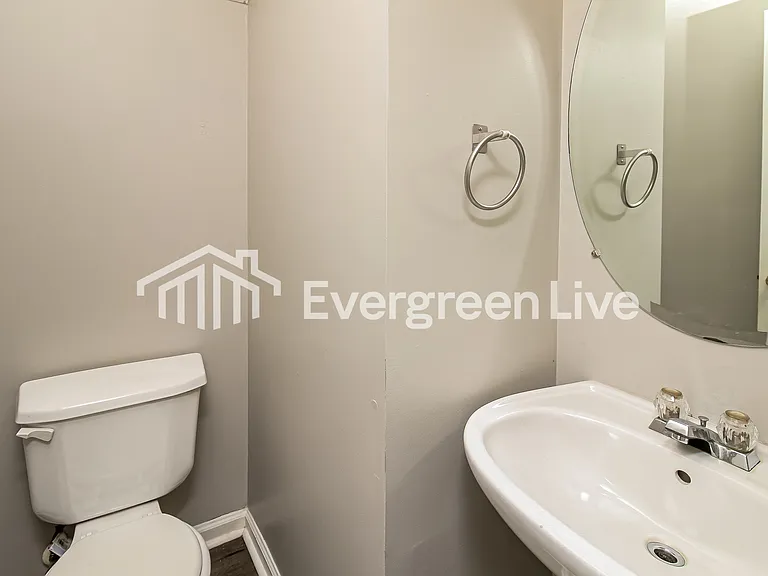 395 Lakeside Cir — Photo 14