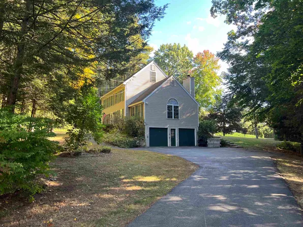 34 Emerald Drive, Danville, NH 03819
