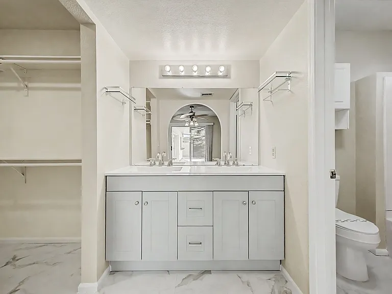5733 W Mescal St — Photo 21