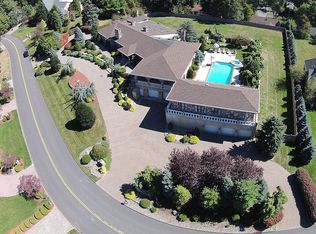 55 Burnet Hill Rd, Livingston, NJ 07039