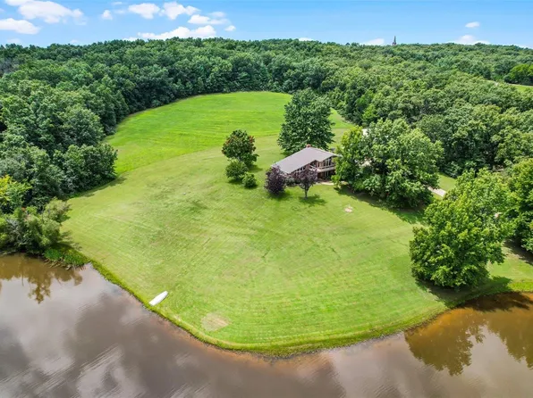 736 Oak Meadows Ln, Leslie, MO 63056