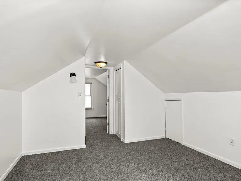 24868 Grove Ave — Photo 10
