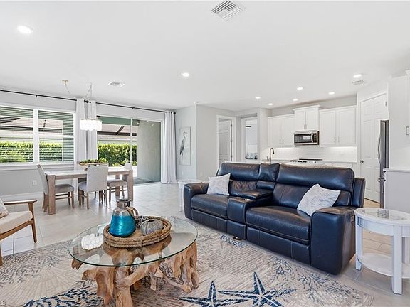 3rd image of 28056 Seasons Tide AVE