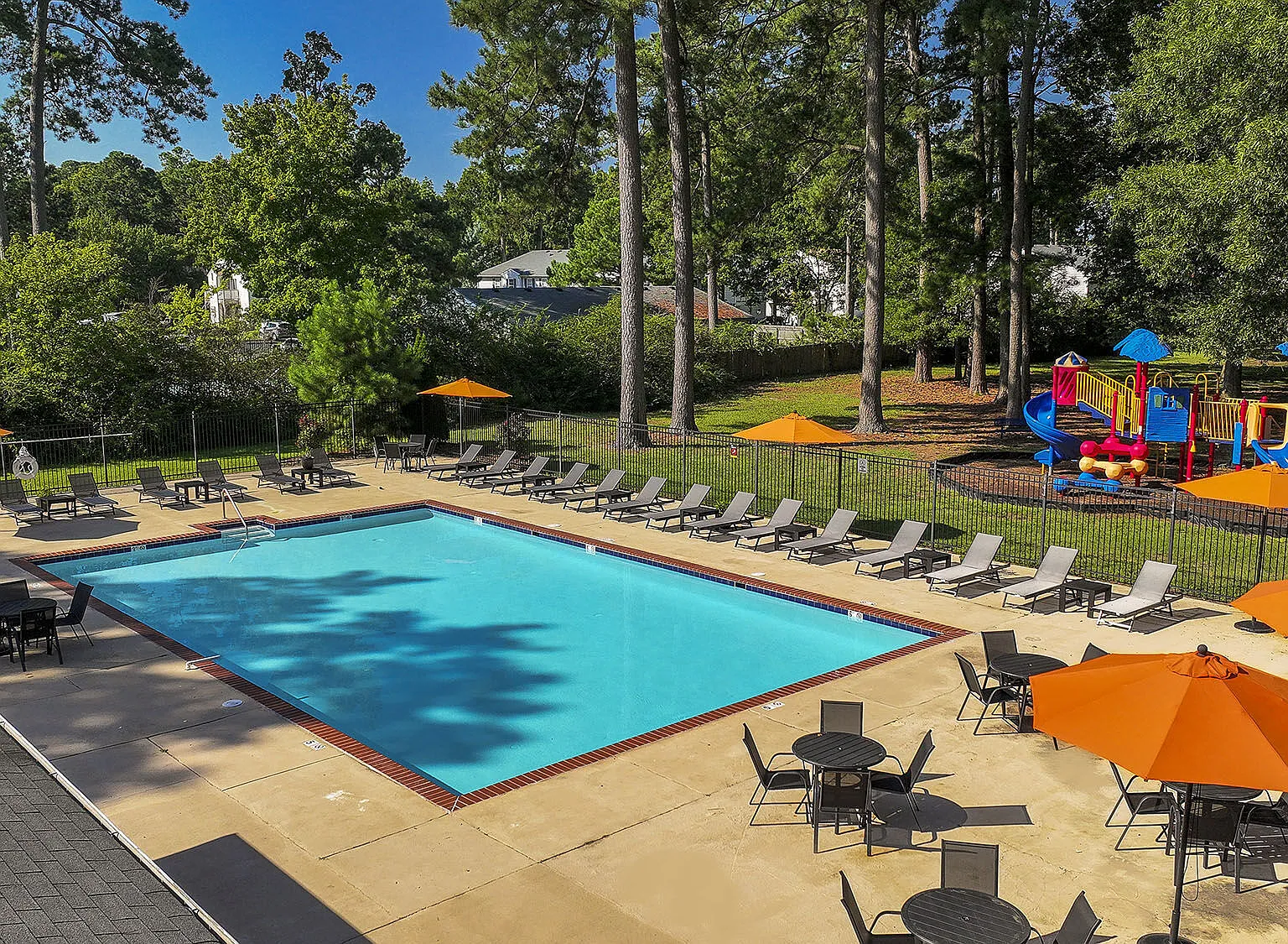 Chesapeake Pointe — Photo 2