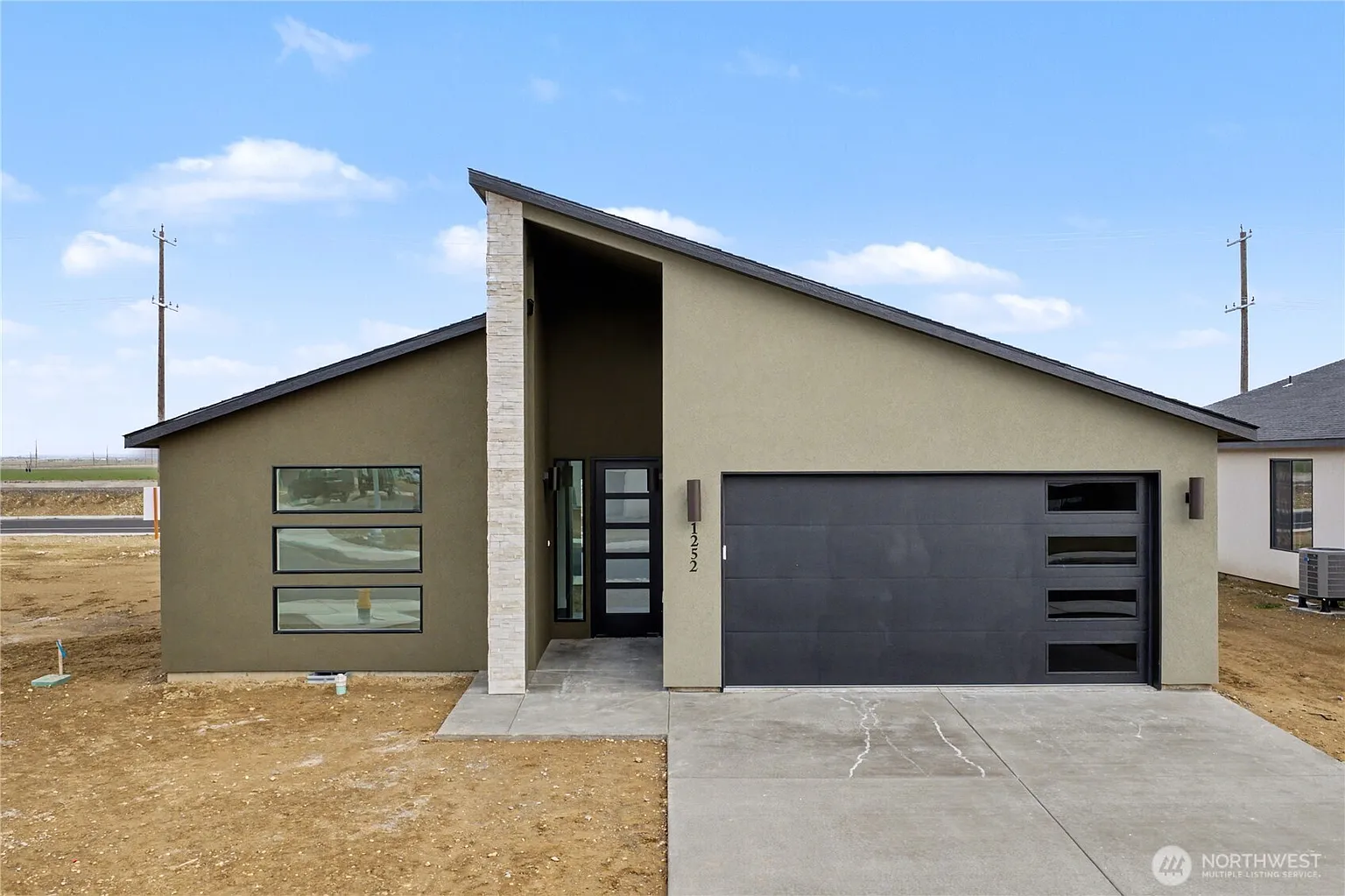 1252 13th Avenue photo 1
