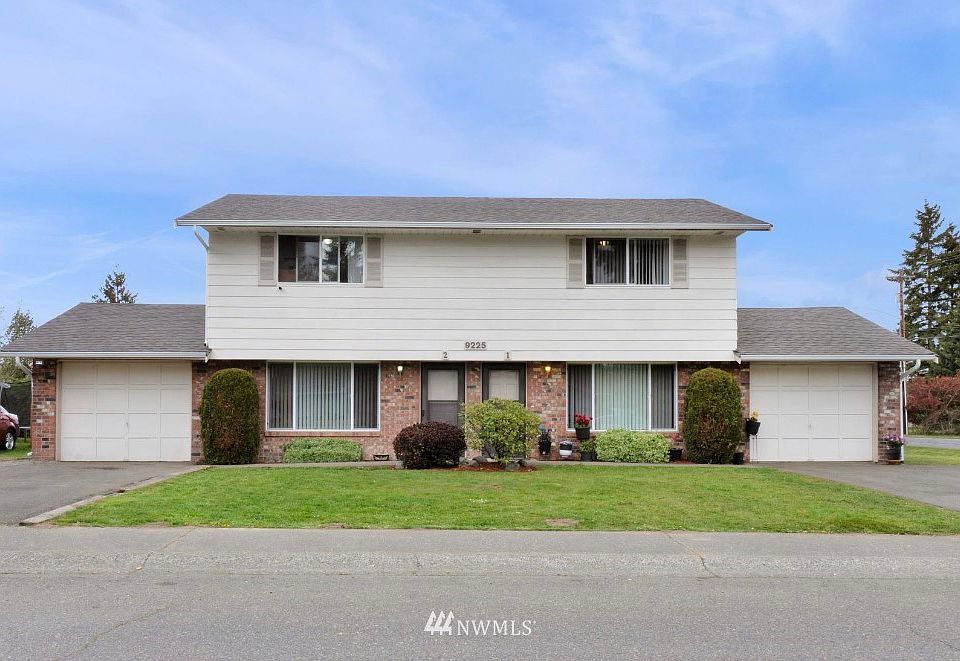 Nice Everett Duplex, 1.5 miles from Boeing!