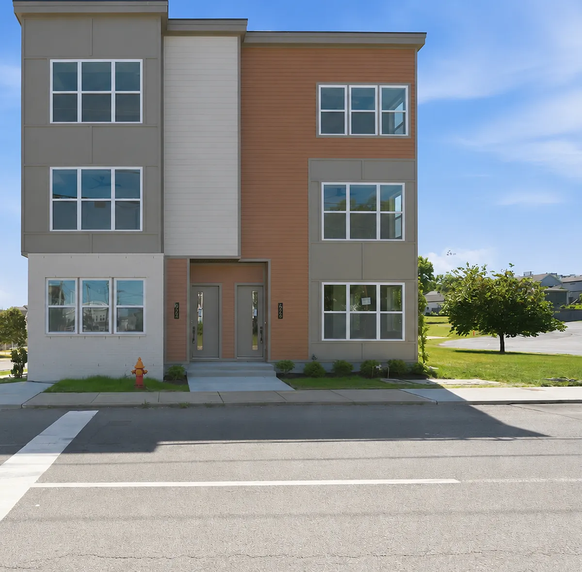 Building Photo - 628 40th Ave N