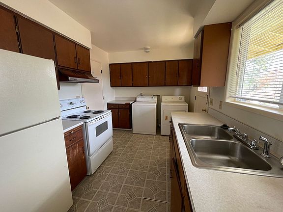 4th image of 646 W 6th Ave #648
