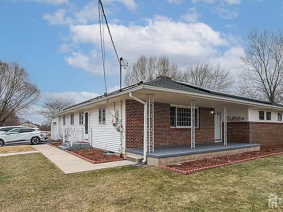 2nd image of 168 Line Rd