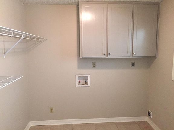 Washer / Dryer Room