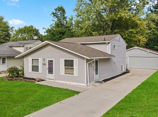 6033 Rosebelle Ave, North Ridgeville, OH 44039