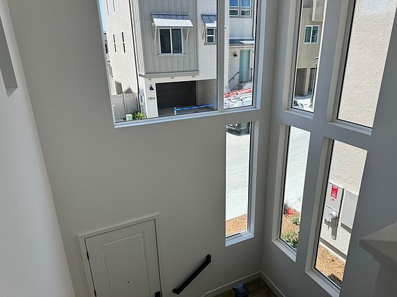 3rd image of 11830 Ella Ln