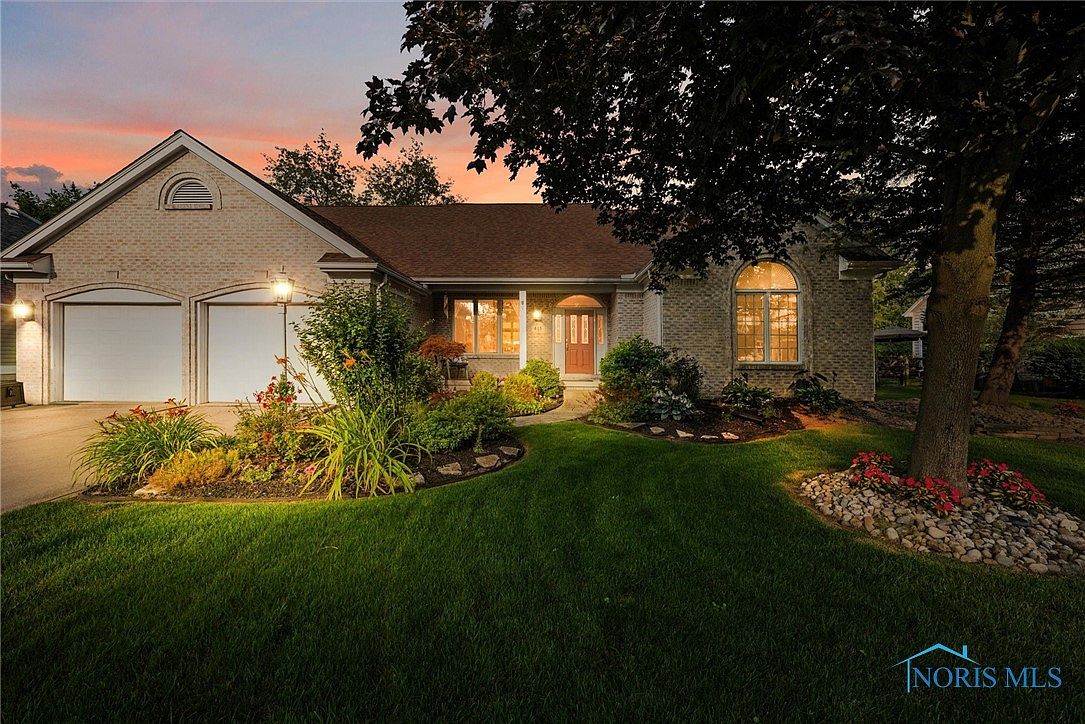 415 Cove Harbour Dr E, Holland, OH 43528 Zillow