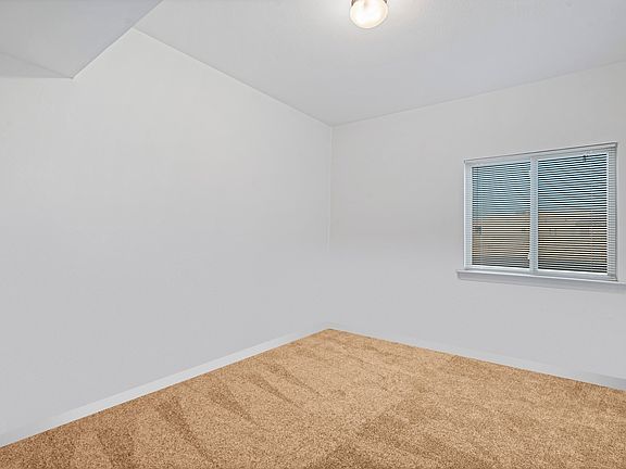 5th image of 13637 Keighly St