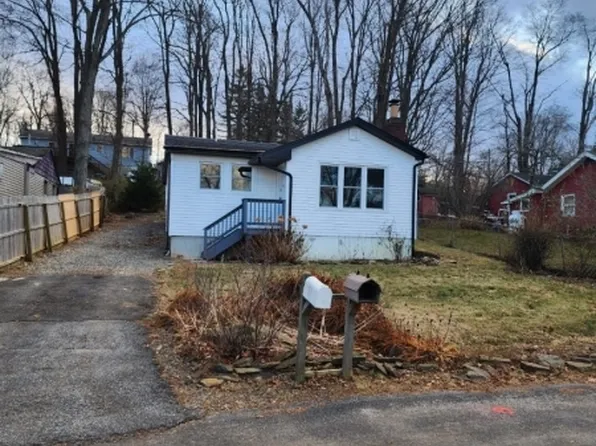 18 Lake St, Vernon Twp., NJ 07422