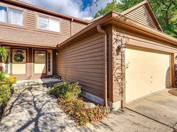 2nd image of 842 Arboretum Cir