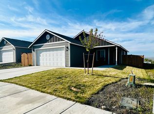 395 Costanza Ave, Umatilla, OR 97882