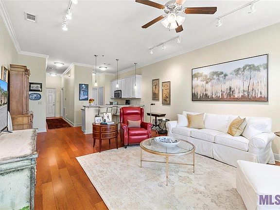 3rd image of 7550 Lasalle Ave APT 211