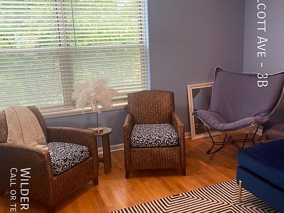 3rd image of 4929 N Wolcott Ave APT 3B