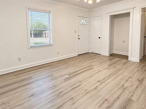 2nd image of 526 W 76th St
