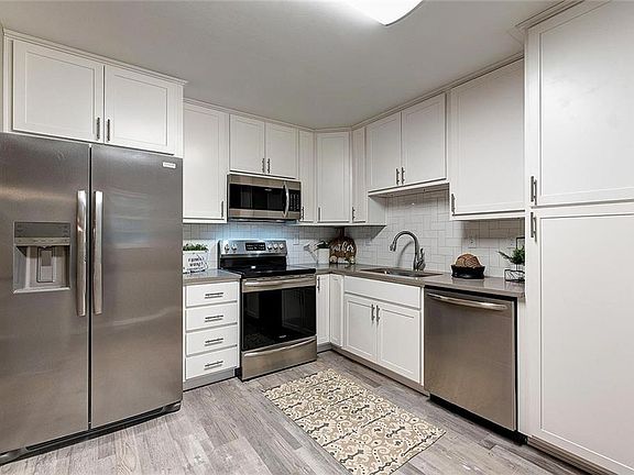 2nd image of 3502 Indianbrook Dr