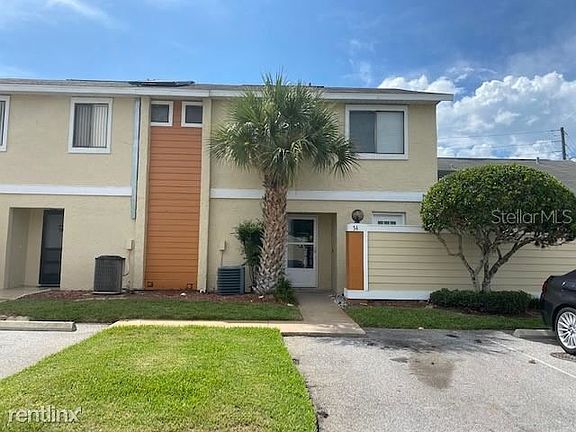2nd image of 34R Silver Oak Cir