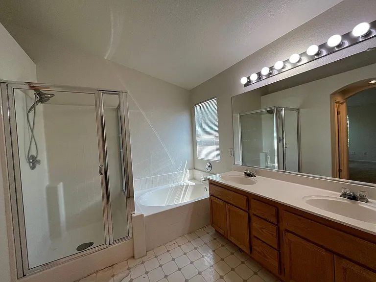 2821 Babson Dr — Photo 18