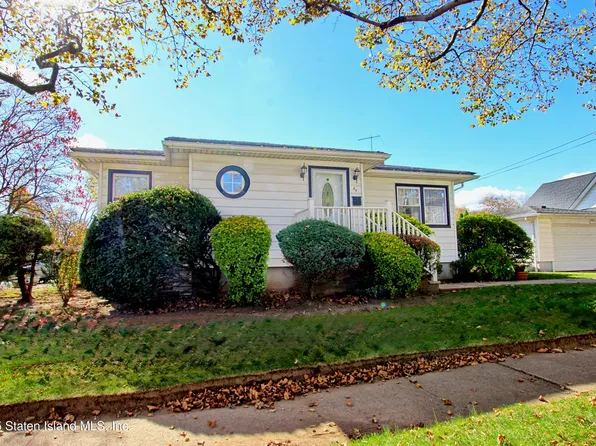 84 Bryant Ave, Staten Island, NY 10306