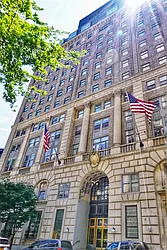 Rented by New York Casas Ltd.