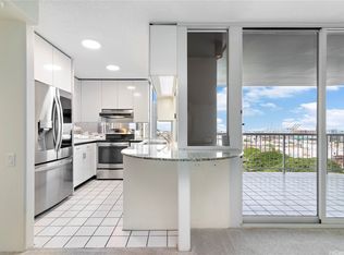 Honolulu Park Place, Honolulu, HI 96817